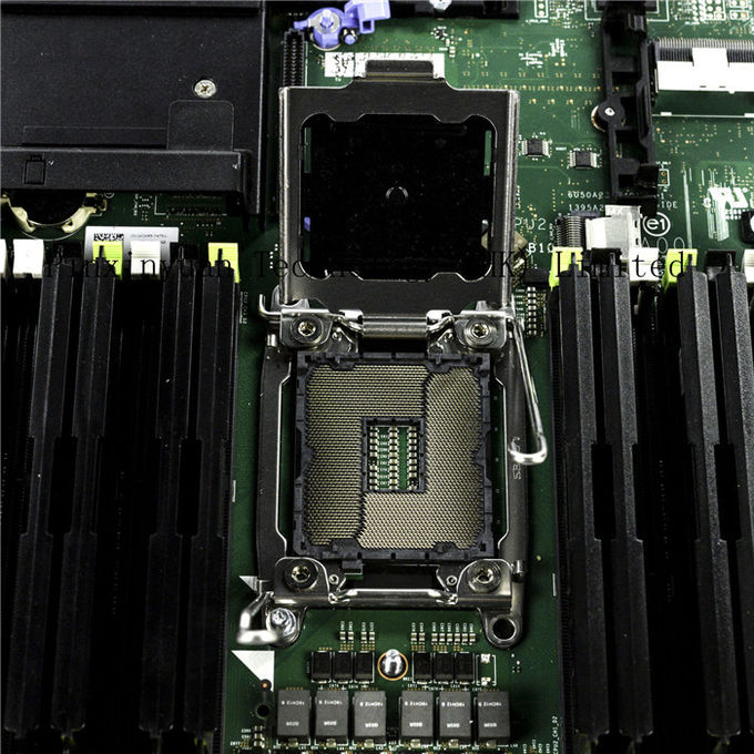 파란/검정 R620 Lga 2011년 서버 널 24x DDR3 서버 KCKR5 높은 효력