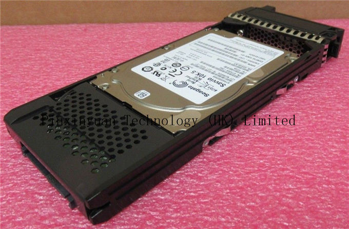 후지쯔 Eternus DX S2 HDD 900GB SAS 6GB/s 10K 2.5" Caddy CA07339-E524에 있는 HDD